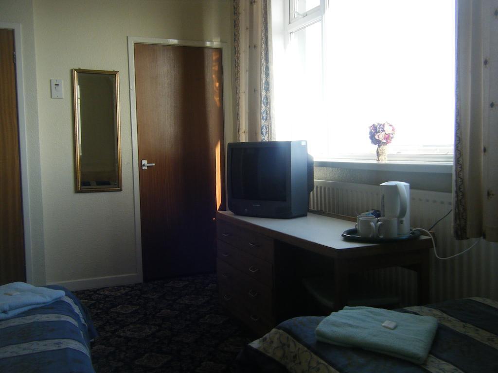 Tudor Court Hotel Swansea Chambre photo